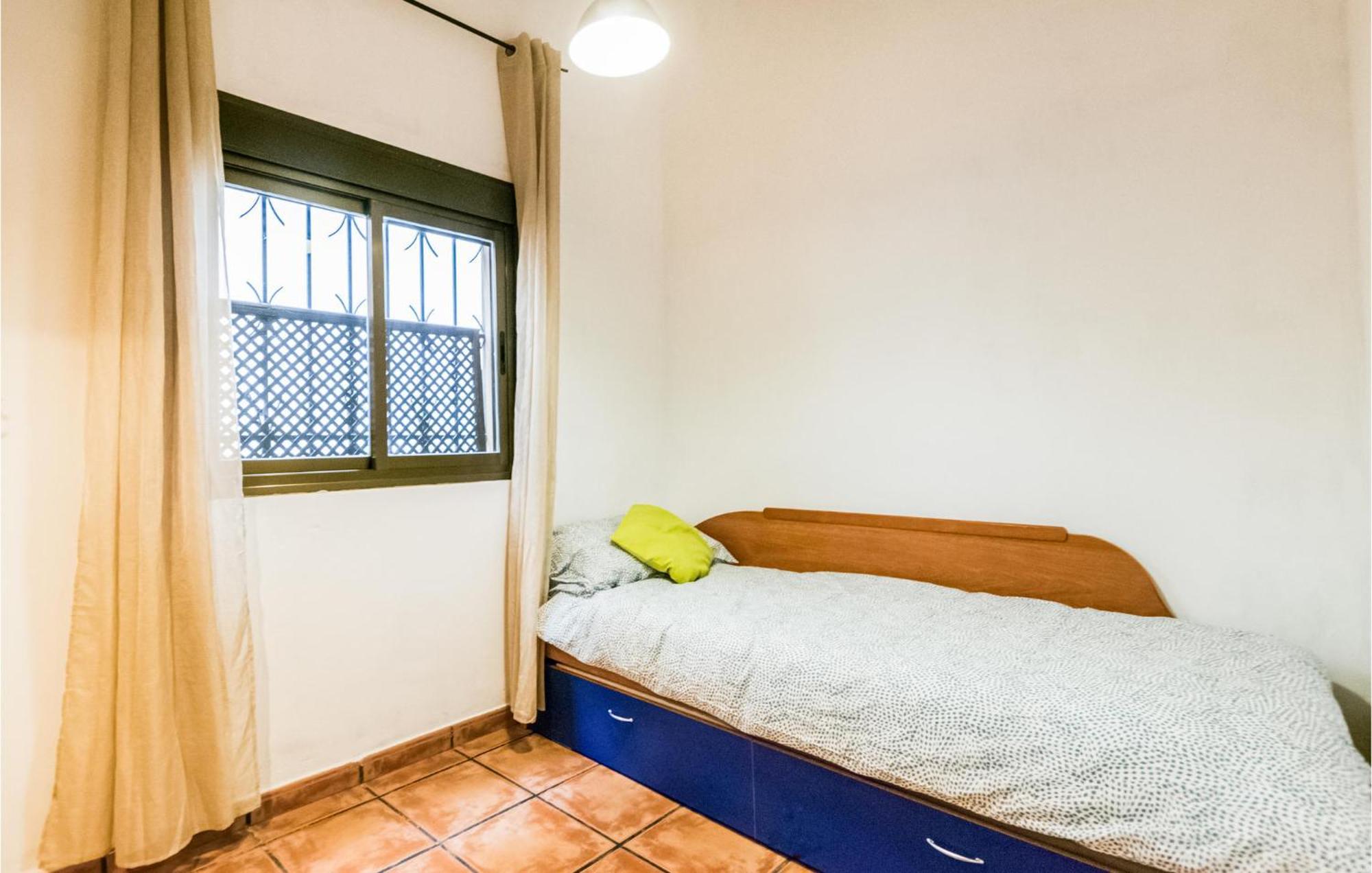 Lovely Apartment In Cordoba With Kitchen מראה חיצוני תמונה