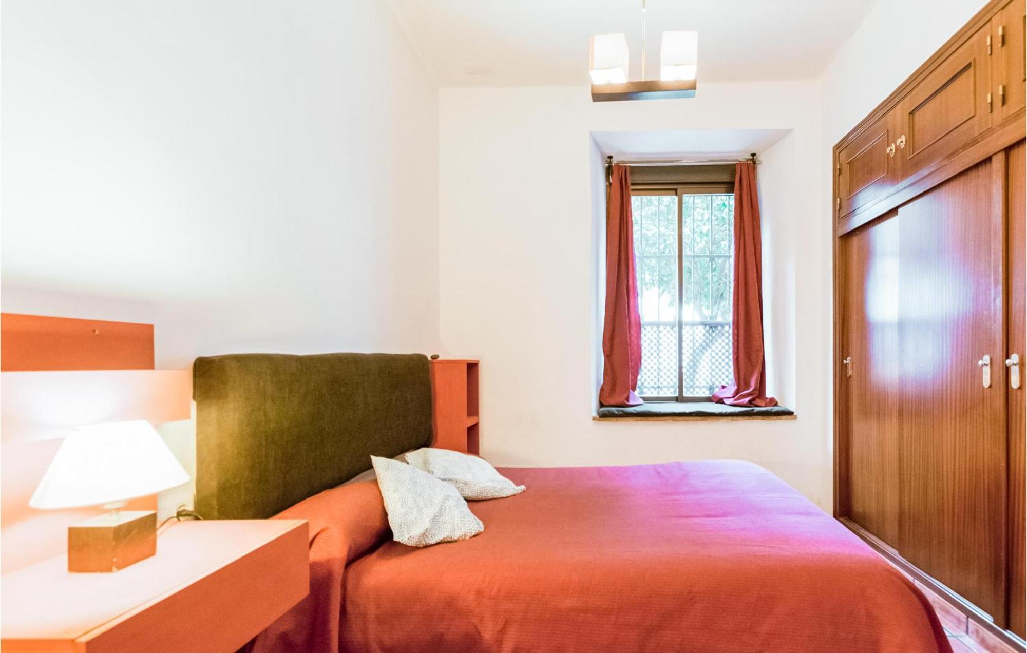 Lovely Apartment In Cordoba With Kitchen מראה חיצוני תמונה