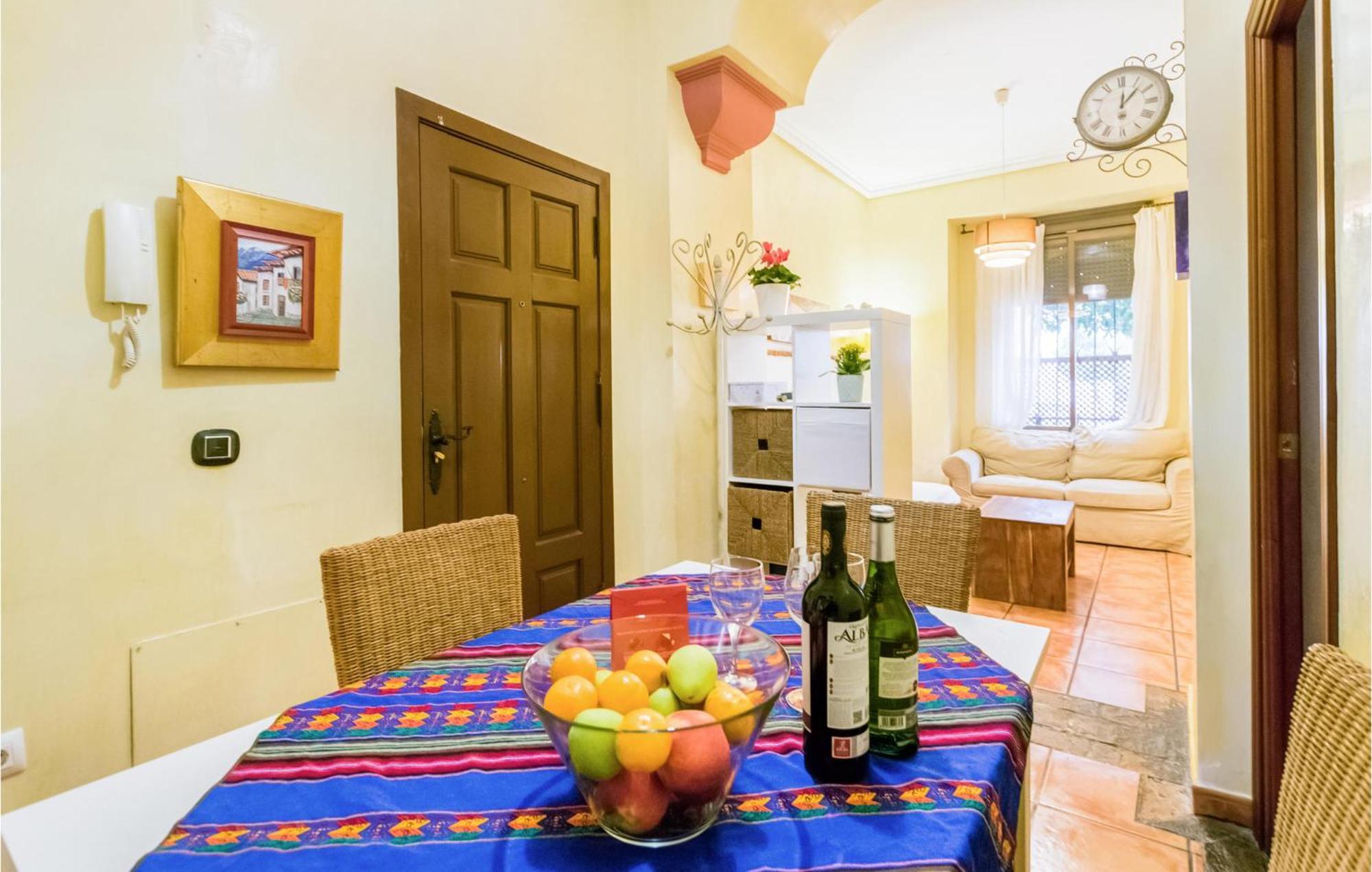 Lovely Apartment In Cordoba With Kitchen מראה חיצוני תמונה